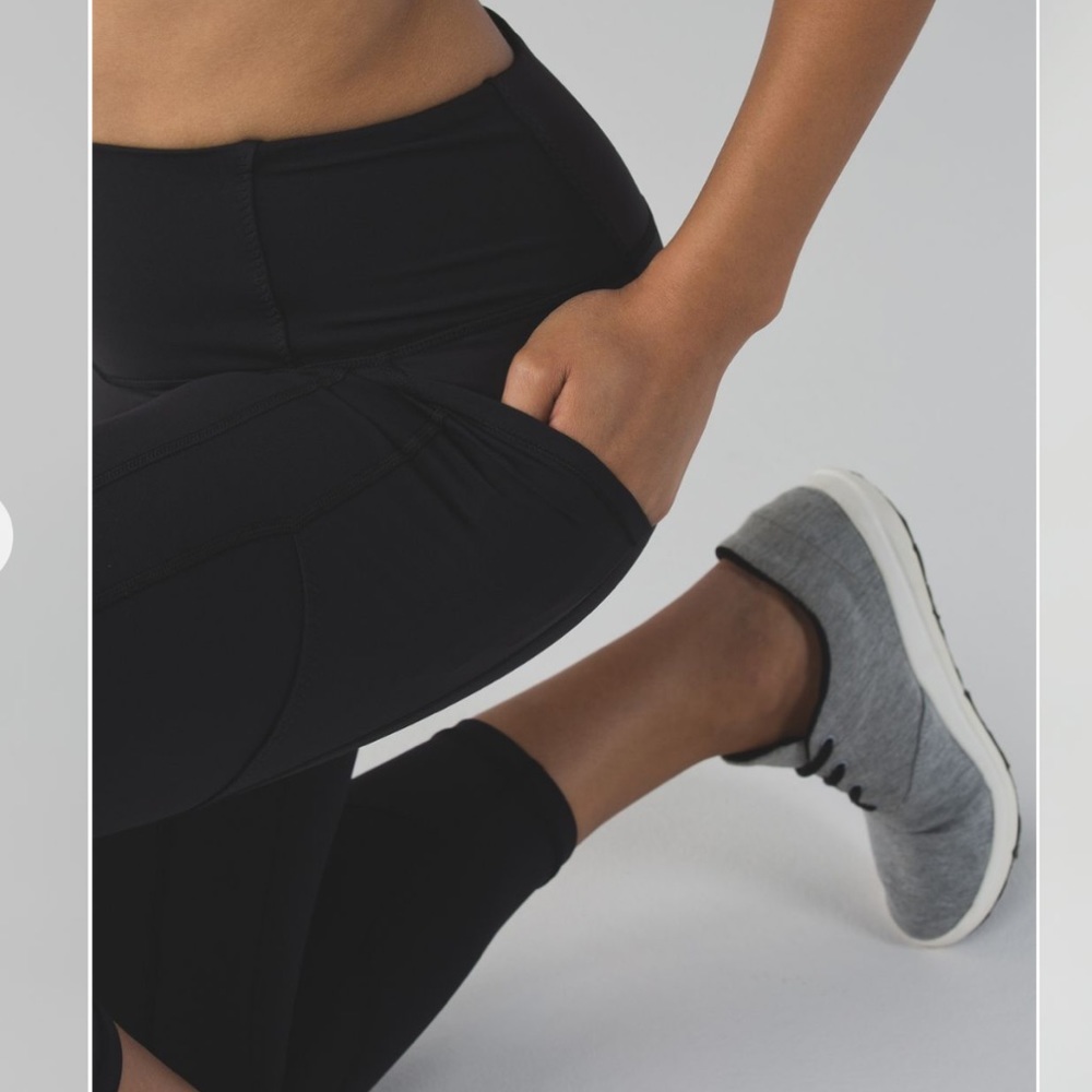 Lululemon All The Right Places Crop I Full On Luxtreme Black Size 4